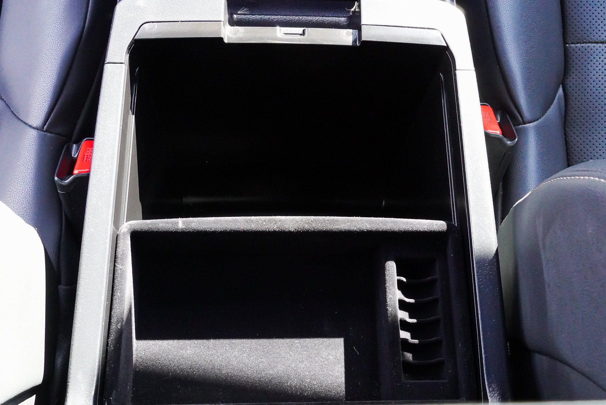 Used 2023 Lexus GX 460 Premium w/ Accessory Package AWD/4WD image 44