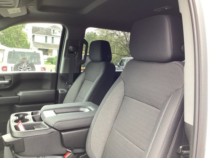 New 2026 Chevrolet Silverado 2500 Custom w/ Custom Value Package image 25