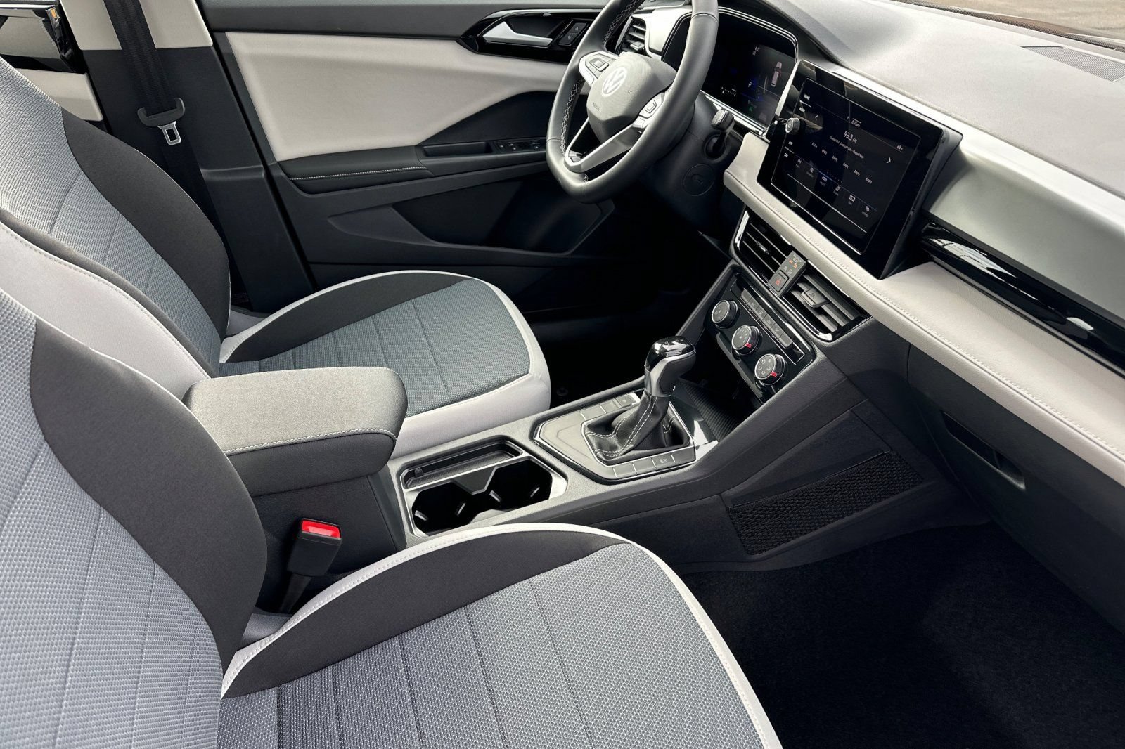 New 2026 Volkswagen Taos S FWD image 16
