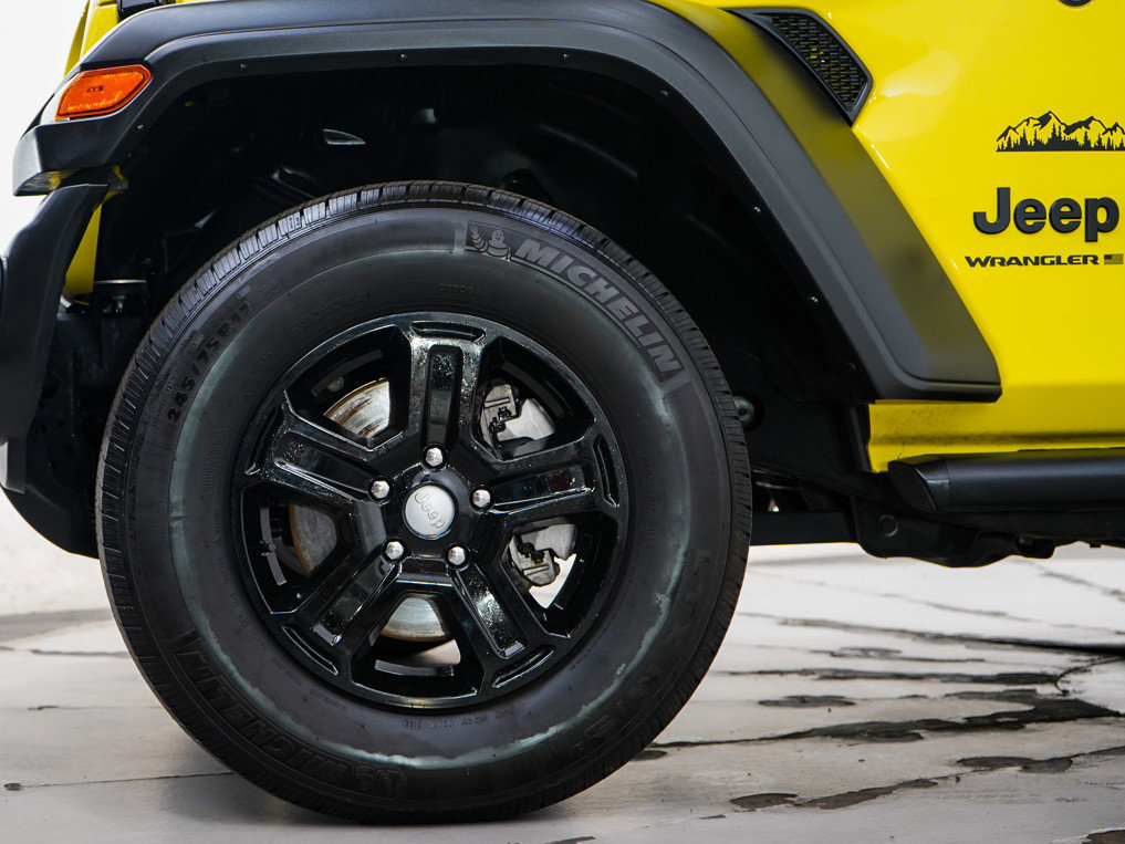 Used 2023 Jeep Wrangler Sport S AWD/4WD image 31