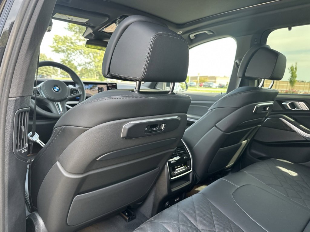 New 2026 BMW X5 M60i image 21