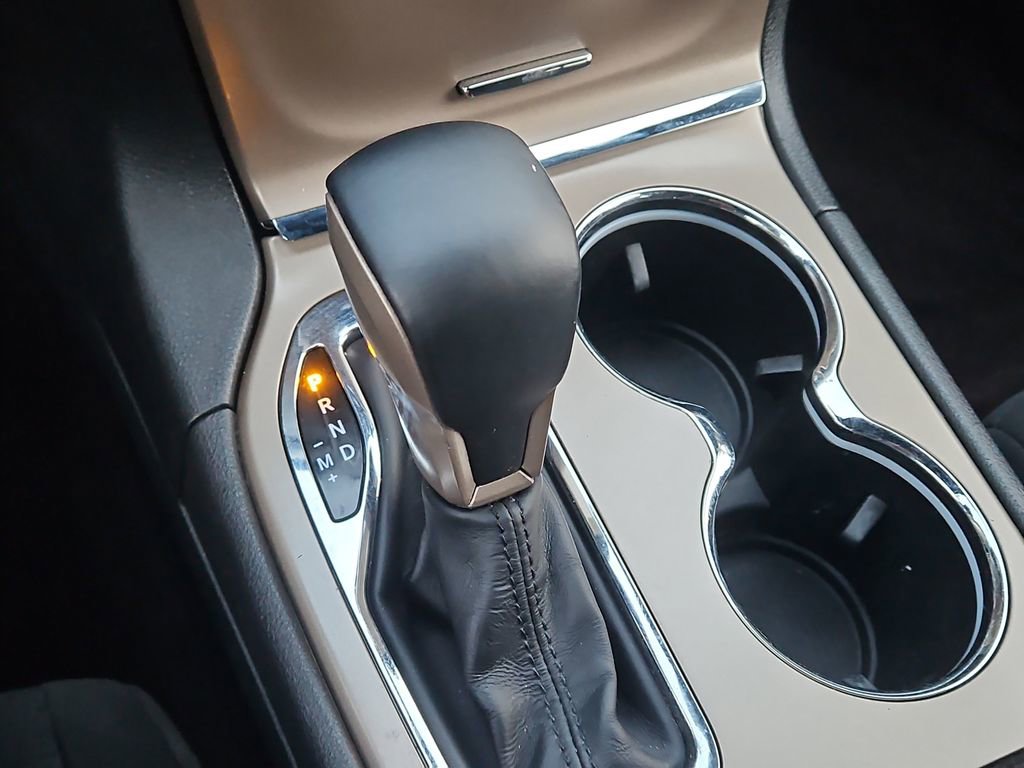 Used 2016 Jeep Grand Cherokee Laredo w/ Quick Order Package 23E image 10