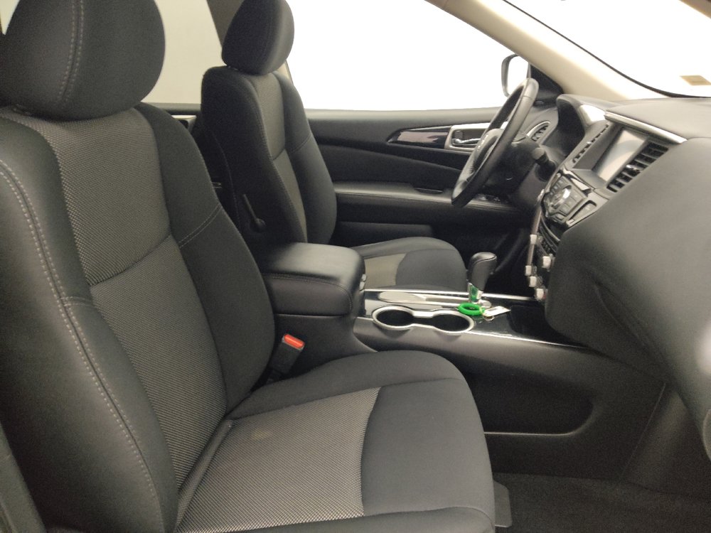 Used 2019 Nissan Pathfinder SV FWD image 21