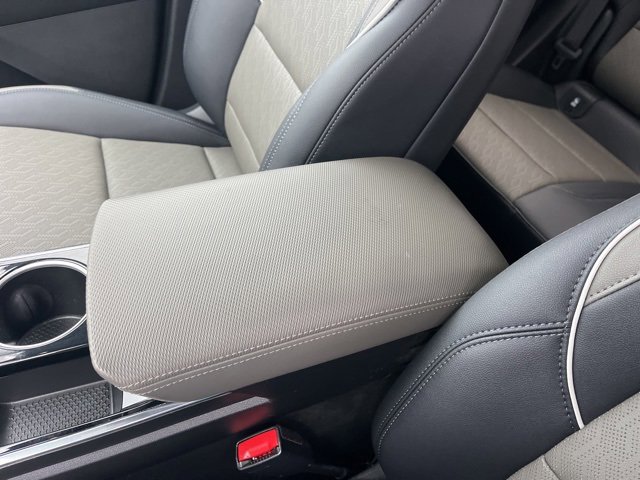 Used 2026 Chevrolet Equinox LT w/ Convenience Package II image 29