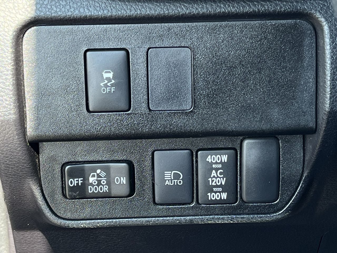 Used 2022 Toyota Tacoma TRD Sport w/ Technology Package RWD image 20