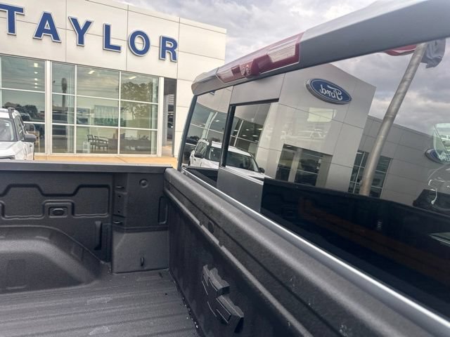 Used 2023 Chevrolet Silverado 1500 LTZ w/ Technology Package AWD/4WD image 14