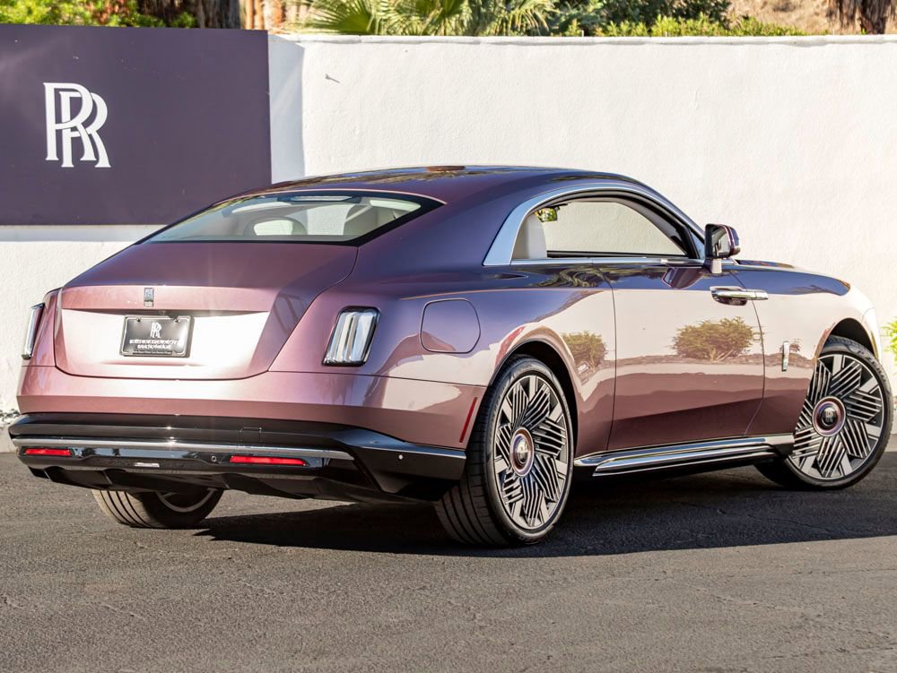 Used 2026 Rolls-Royce Spectre AWD/4WD image 2
