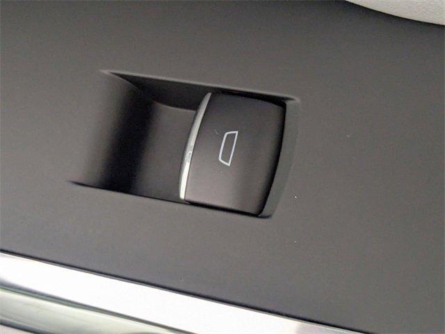 Certified 2025 Chevrolet Traverse High Country image 38