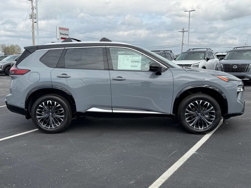 New 2026 Nissan Rogue Platinum w/ Platinum Premium Package AWD/4WD image 3