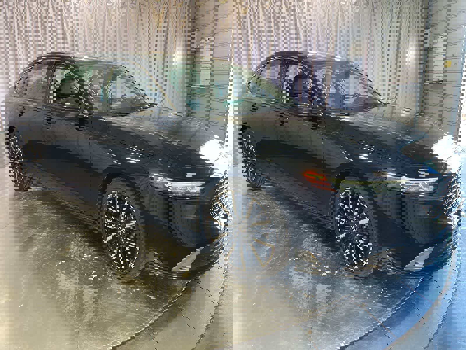 Used 2024 Honda Accord Touring image 3