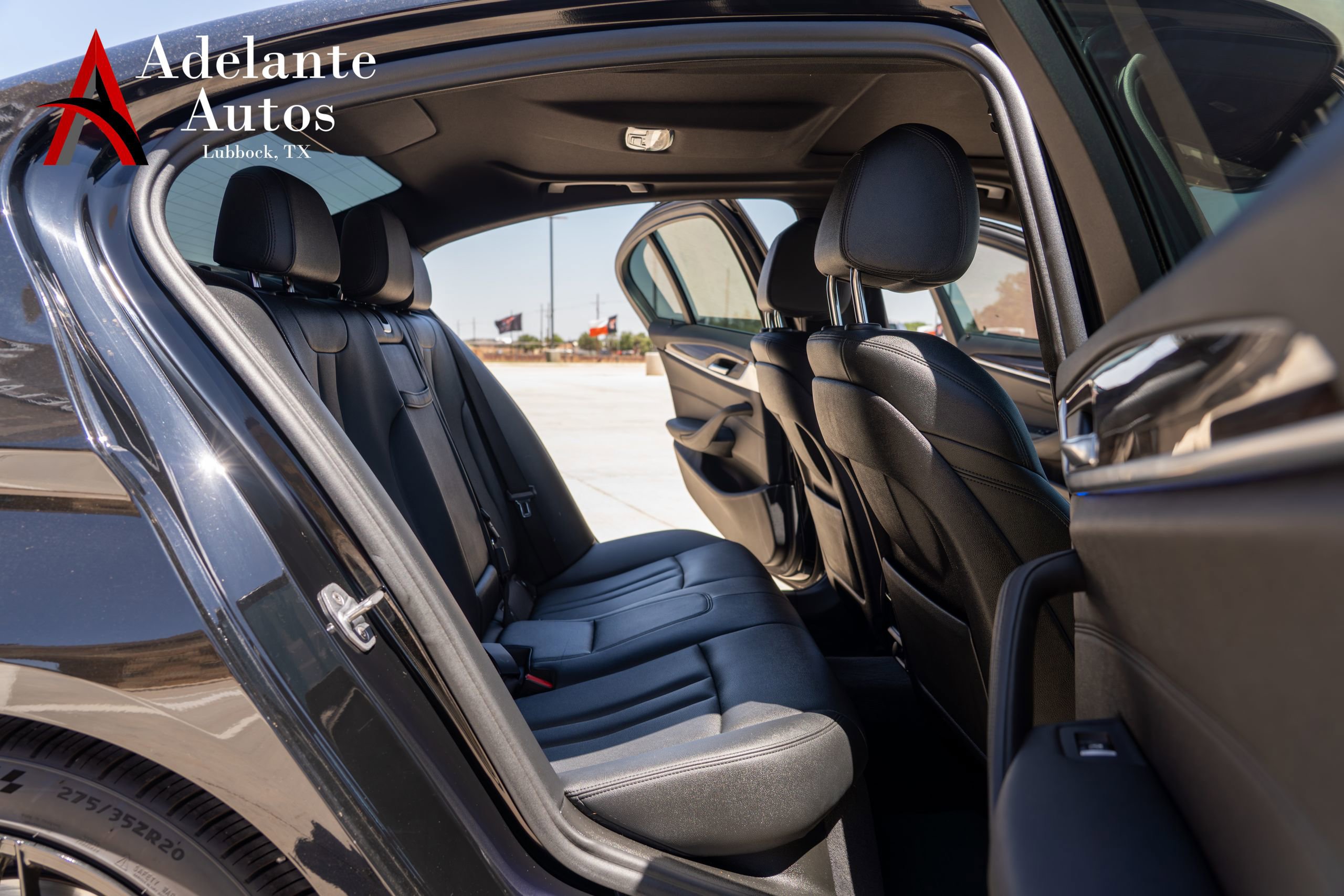 Used 2019 BMW 530e w/ Convenience Package RWD image 11