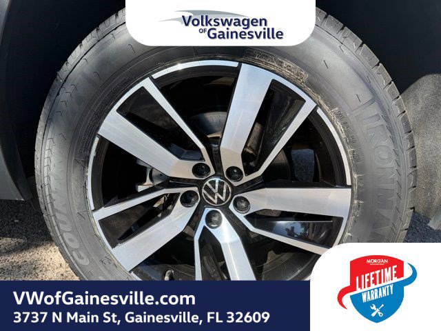 Used 2021 Volkswagen Atlas SE image 30