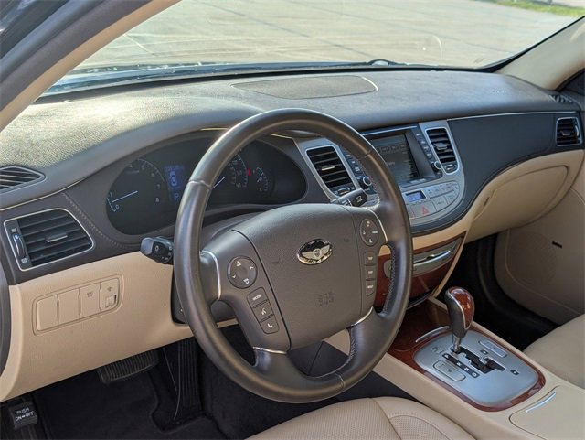 Used 2012 Hyundai Genesis 3.8 w/ Premium Pkg image 12