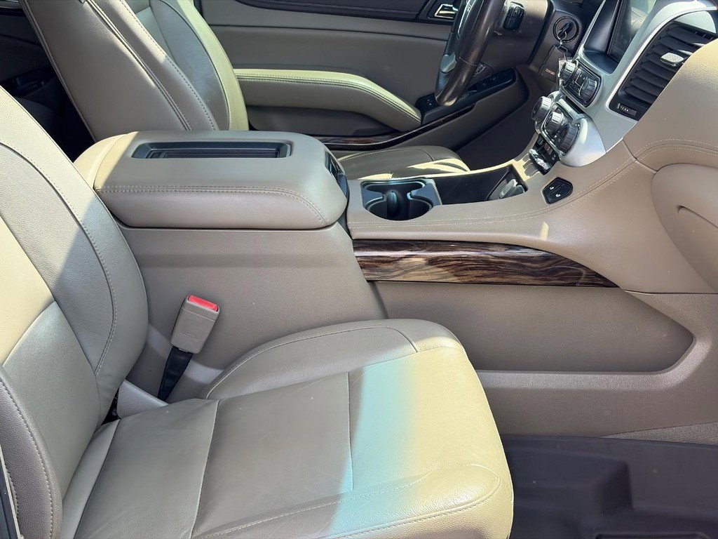 Used 2019 GMC Yukon SLT w/ Open Road Package AWD/4WD image 19