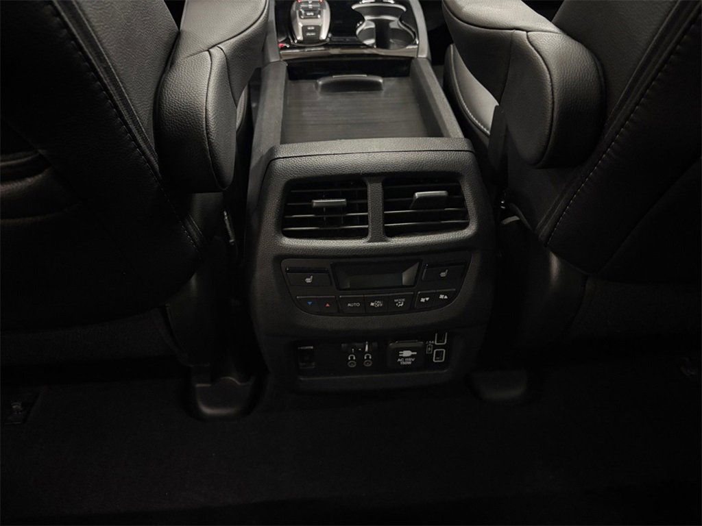 Used 2022 Honda Pilot Touring image 32