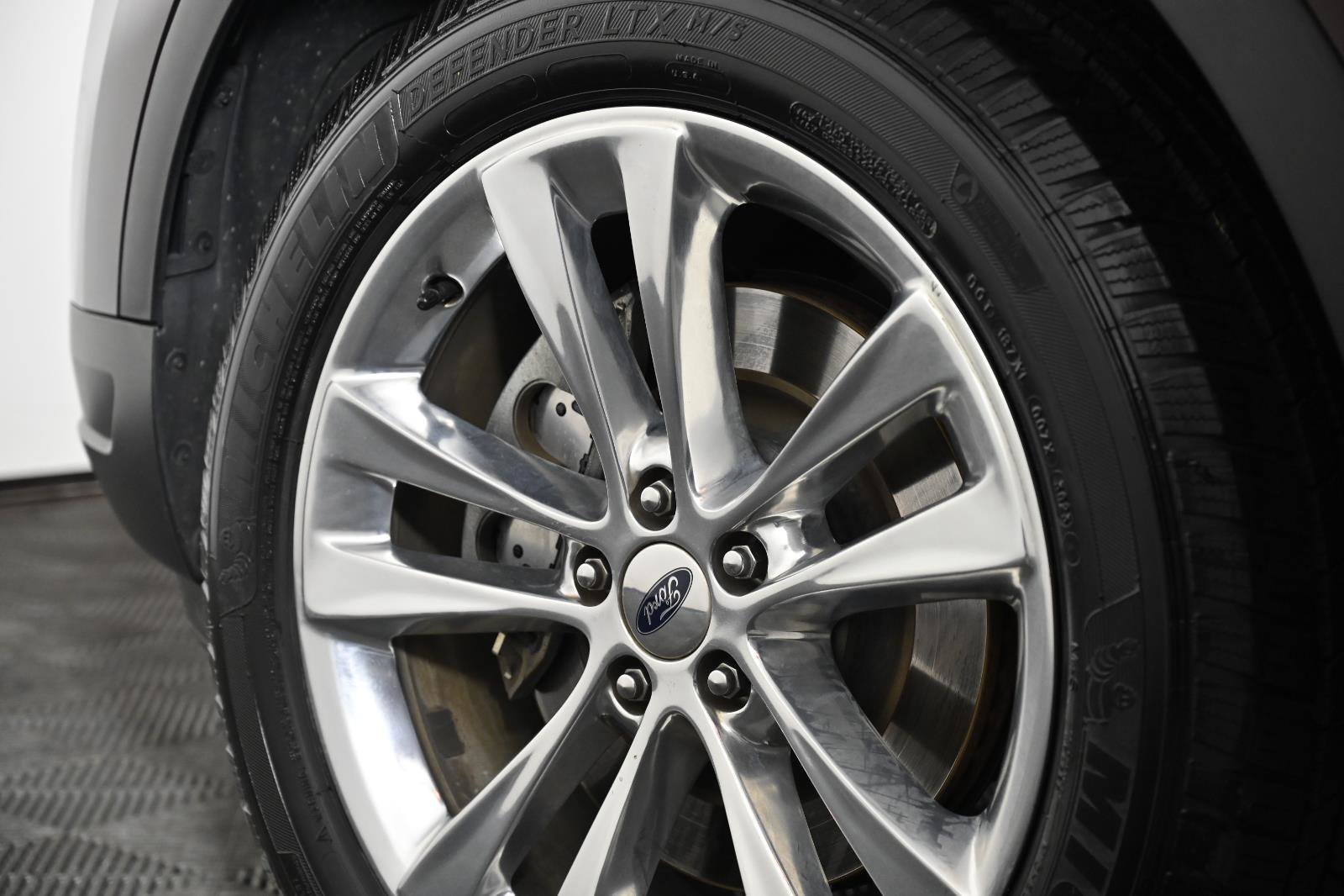 Used 2018 Ford Explorer XLT w/ Equipment Group 202A image 31