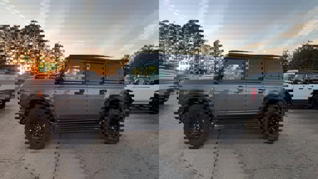 New 2025 Ford Bronco Big Bend image 3