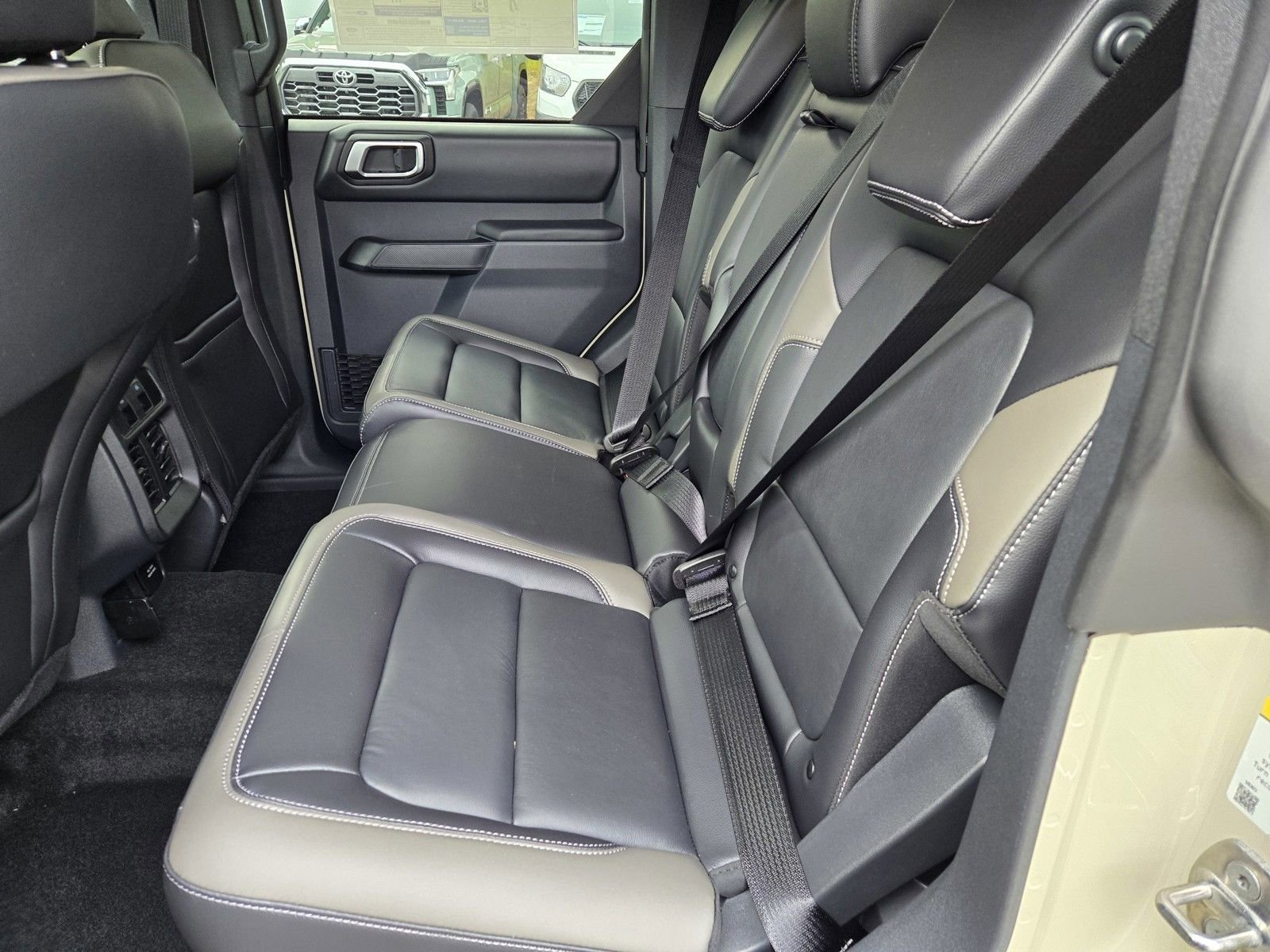 New 2026 Ford Bronco Outer Banks image 6