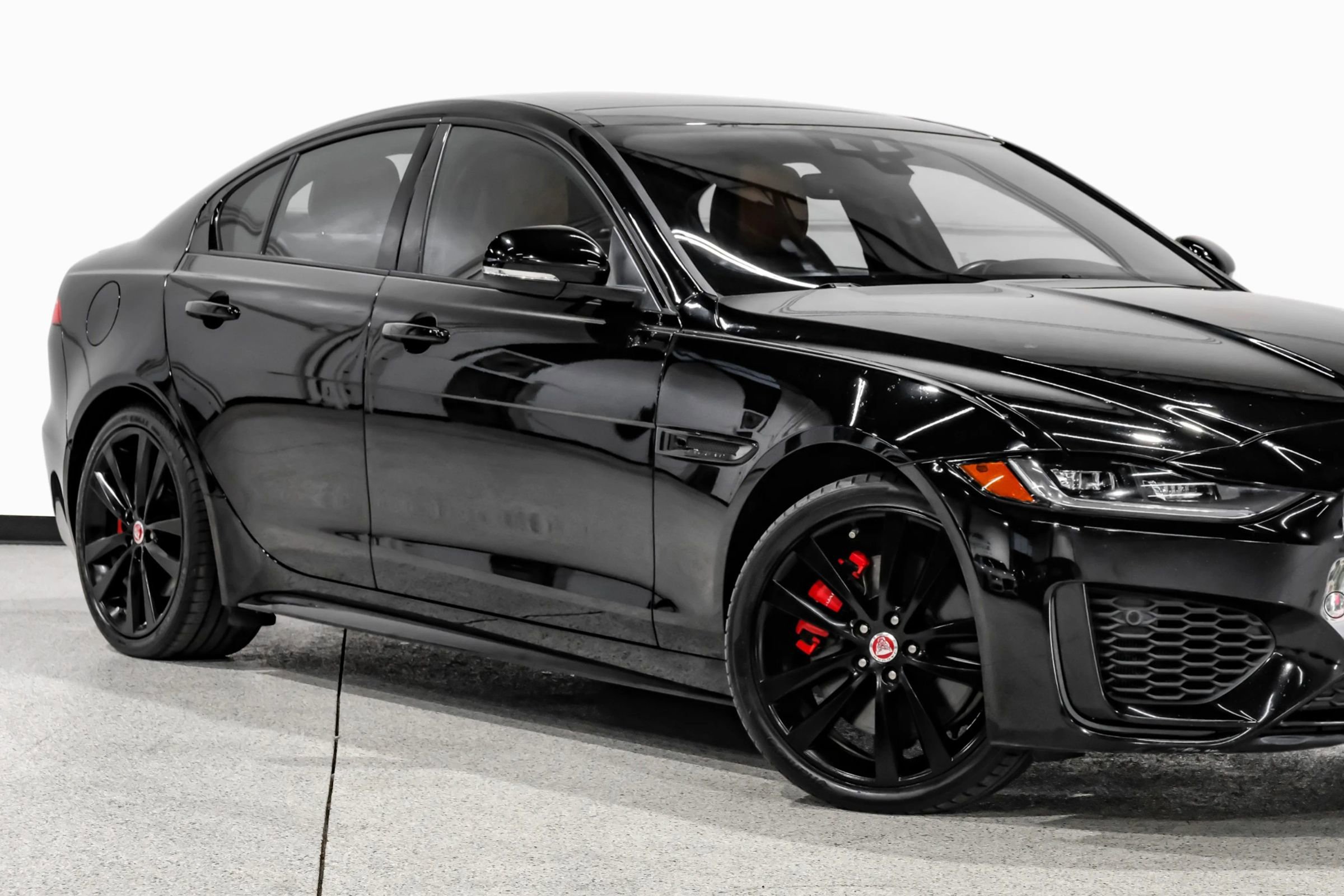 Used 2020 Jaguar XE R-Dynamic S AWD/4WD image 12