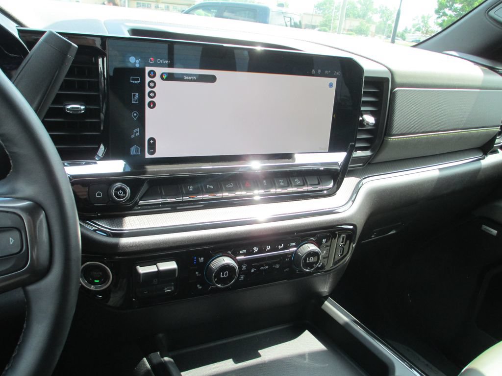 Certified 2024 Chevrolet Silverado 2500 ZR2 w/ Technology Package AWD/4WD image 31