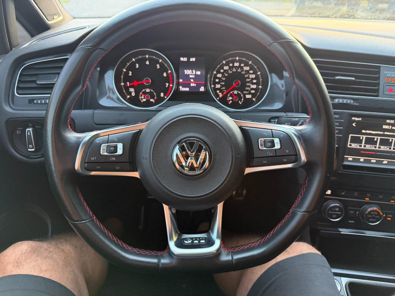 Used 2017 Volkswagen GTI Autobahn FWD image 26