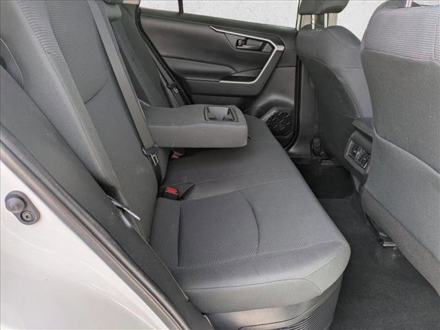 Used 2021 Toyota RAV4 LE image 20