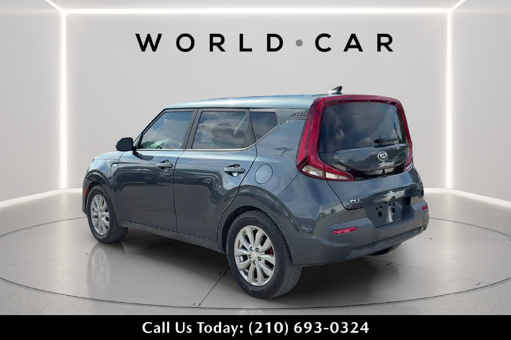 Used 2020 Kia Soul LX FWD image 5