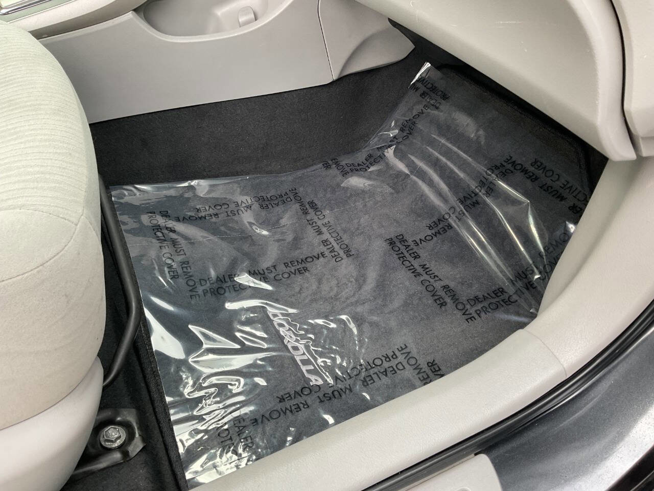 Used 2010 Toyota Corolla LE image 35