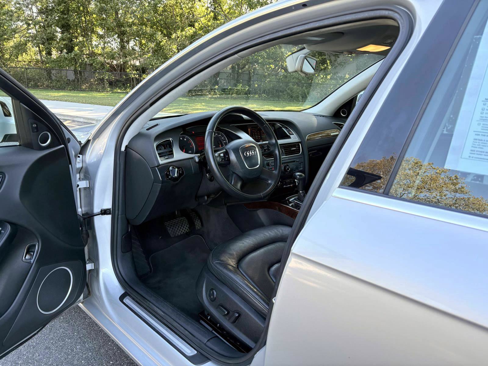 Used 2009 Audi A4 2.0T Prestige AWD/4WD image 12