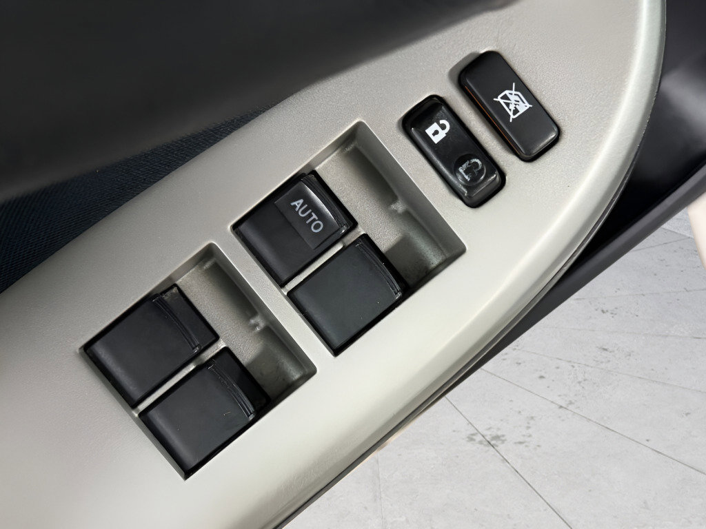 Used 2013 Toyota Corolla L image 16