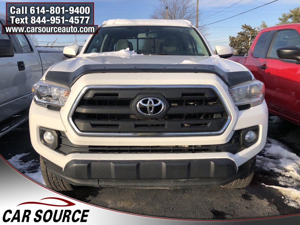 Used 2016 Toyota Tacoma SR5 image 2