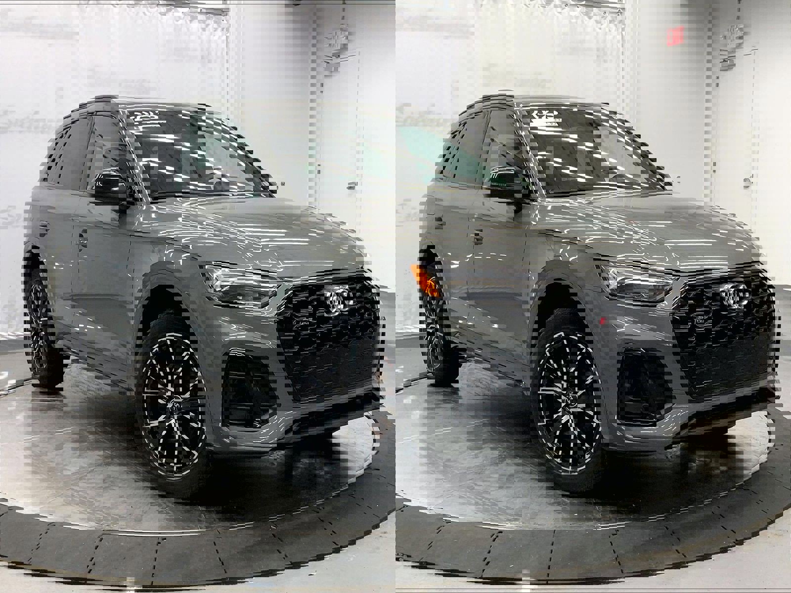 Certified 2023 Audi SQ5 Premium Plus w/ Premium Plus Package image 1