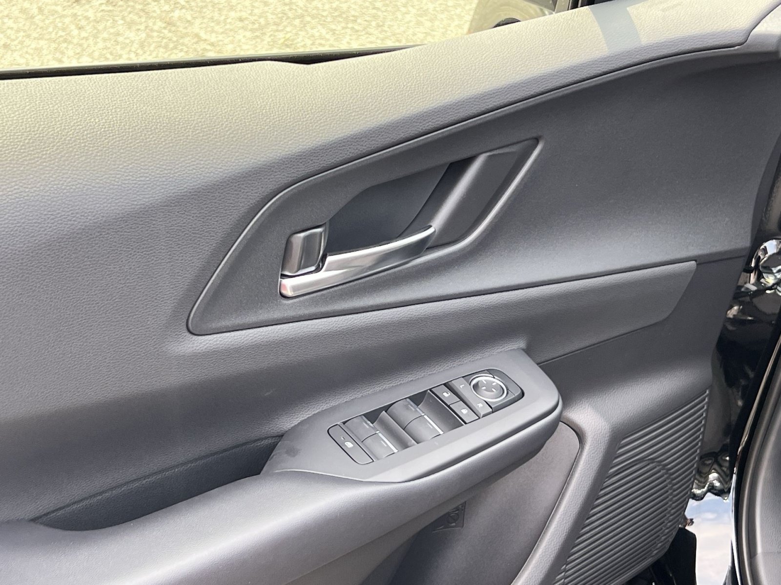 New 2026 Toyota Prius Plug-In Hybrid FWD image 10