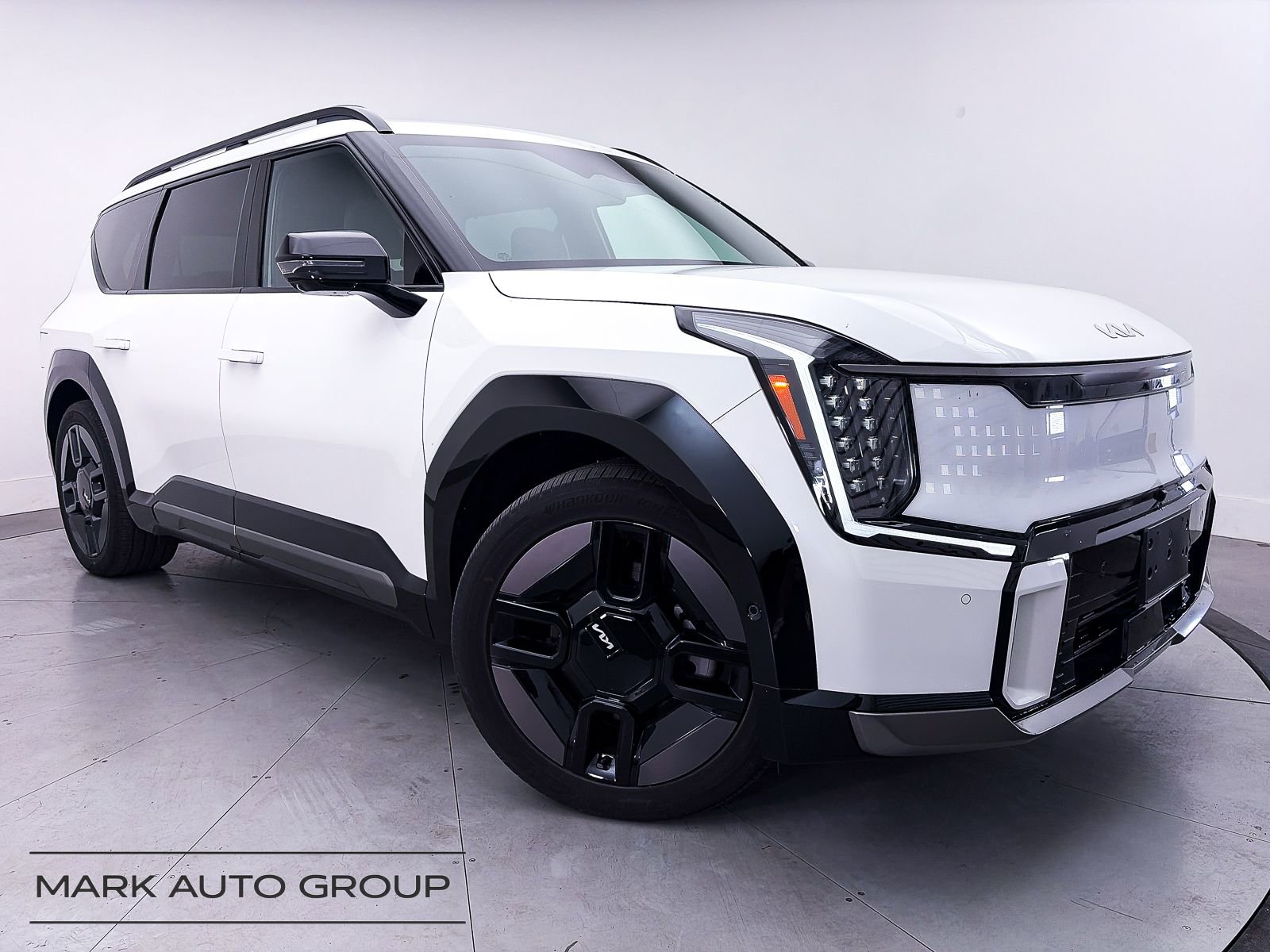 Used 2024 Kia EV9 GT-Line AWD/4WD image 1