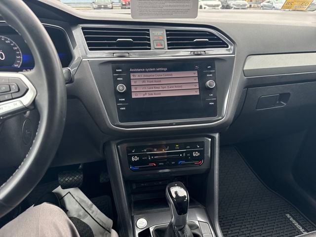 Certified 2023 Volkswagen Tiguan SE w/ Panoramic Sunroof Package image 22