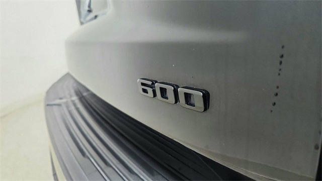 Used 2023 Cadillac Escalade ESV Sport Platinum w/ LPO, ONYX Package image 19