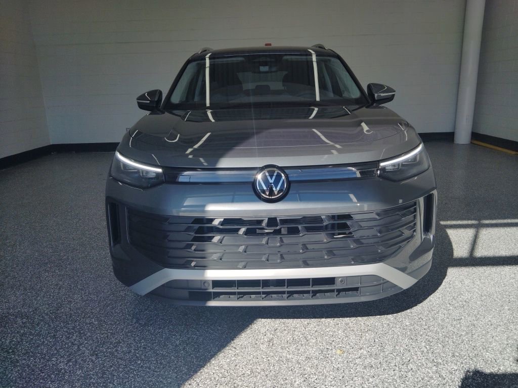 New 2026 Volkswagen Tiguan S AWD/4WD image 2