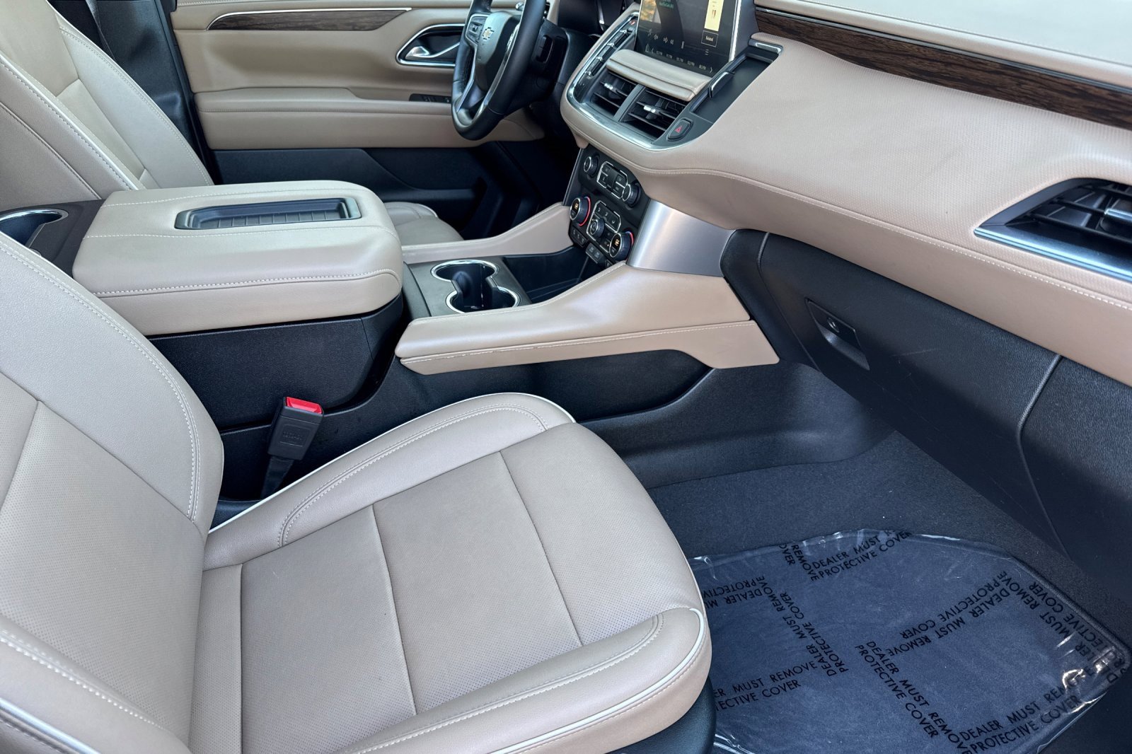 Used 2024 Chevrolet Suburban Premier w/ Texas Edition image 21