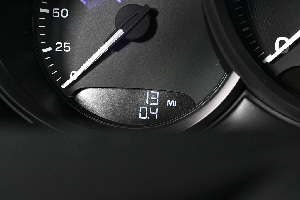 New 2026 Porsche Macan image 12