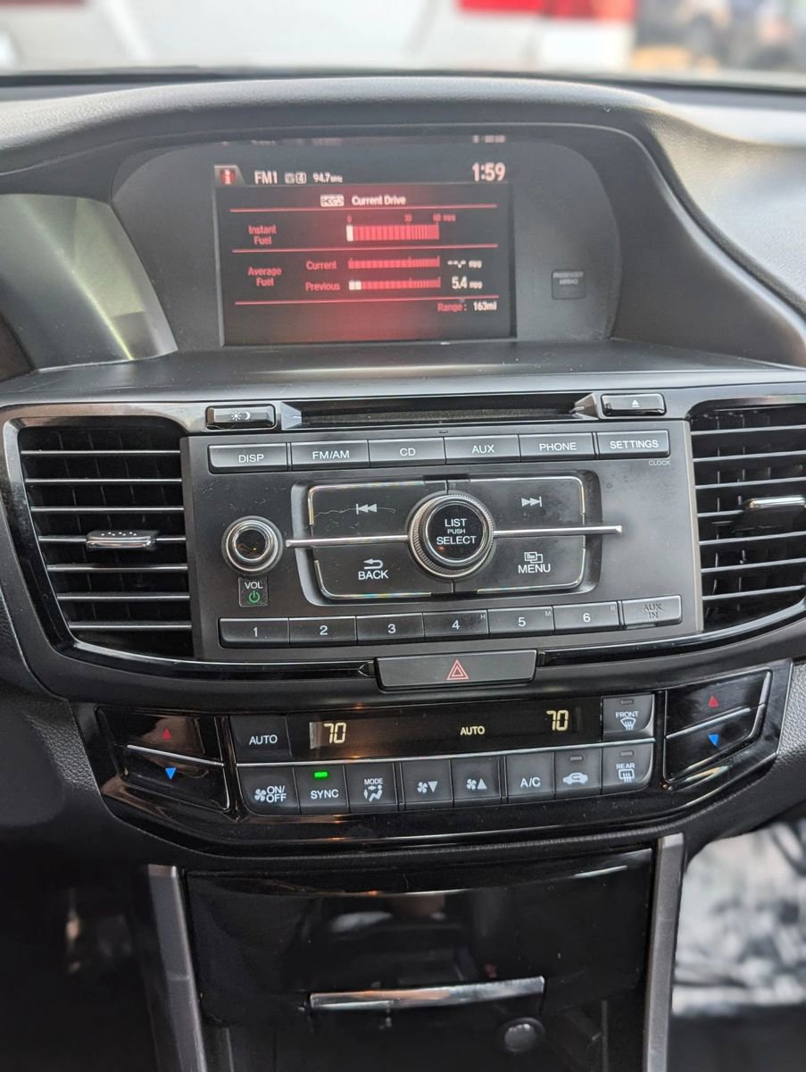 Used 2017 Honda Accord Sport image 7