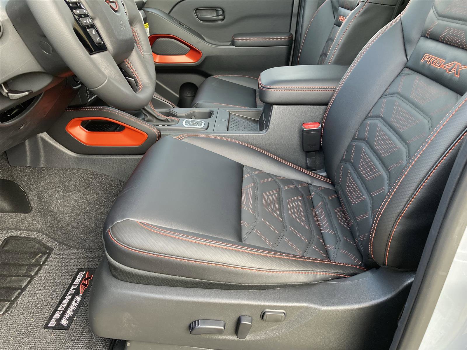 New 2026 Nissan Frontier PRO-4X w/ Pro Premium Package image 28