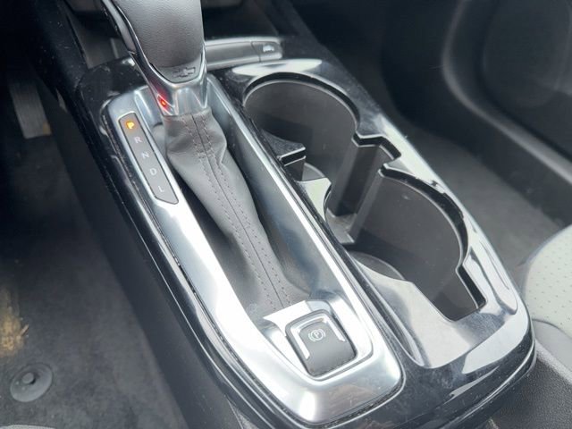 Used 2025 Chevrolet Trax LT w/ LT Convenience Package image 43