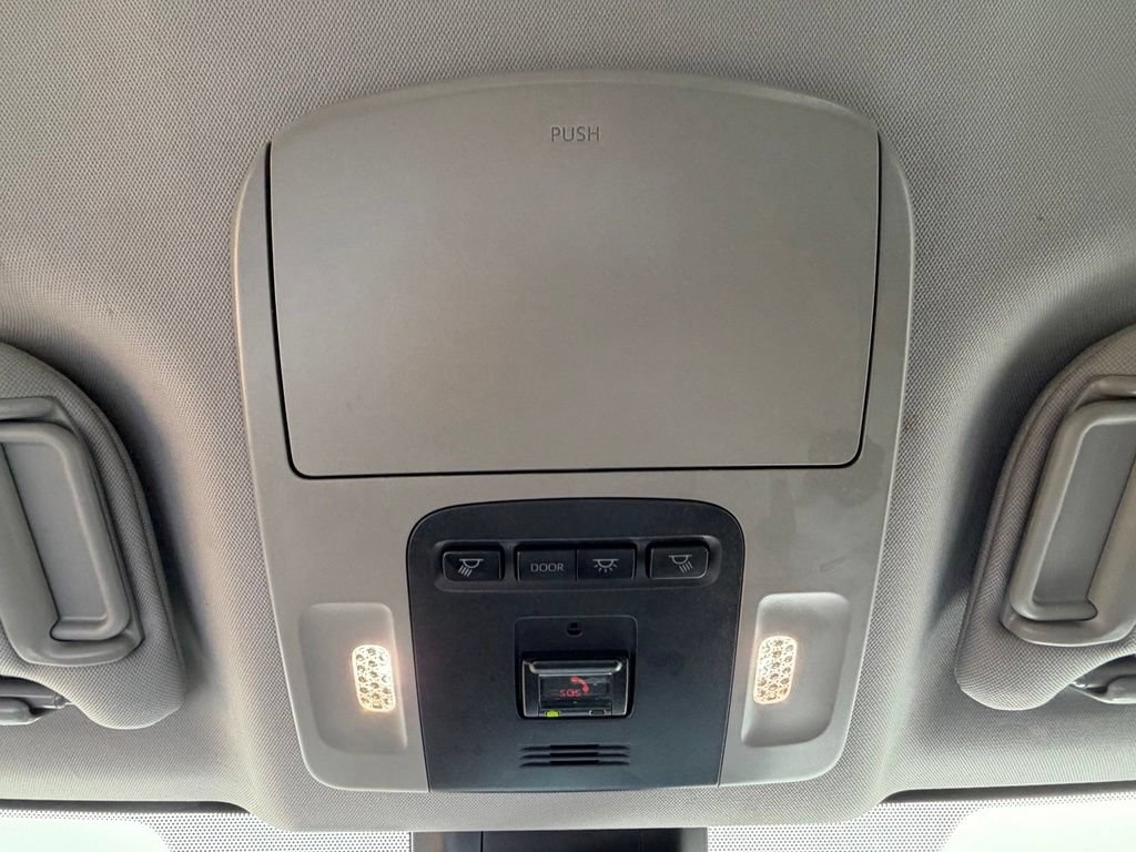 Used 2024 Toyota Camry XSE FWD image 31