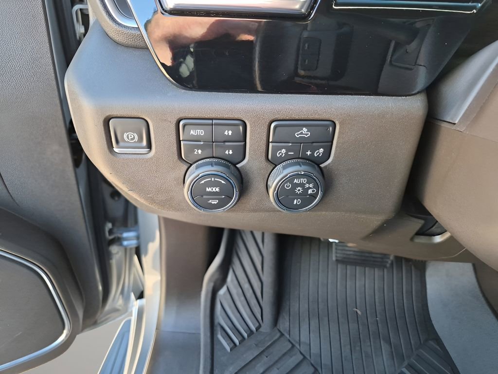 Used 2023 Chevrolet Silverado 1500 RST AWD/4WD image 32