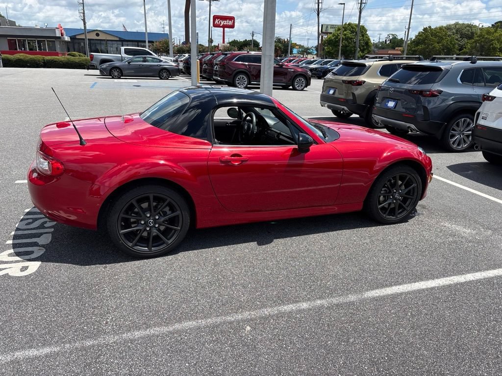 Used 2012 MAZDA MX-5 Miata Special Edition RWD image 7