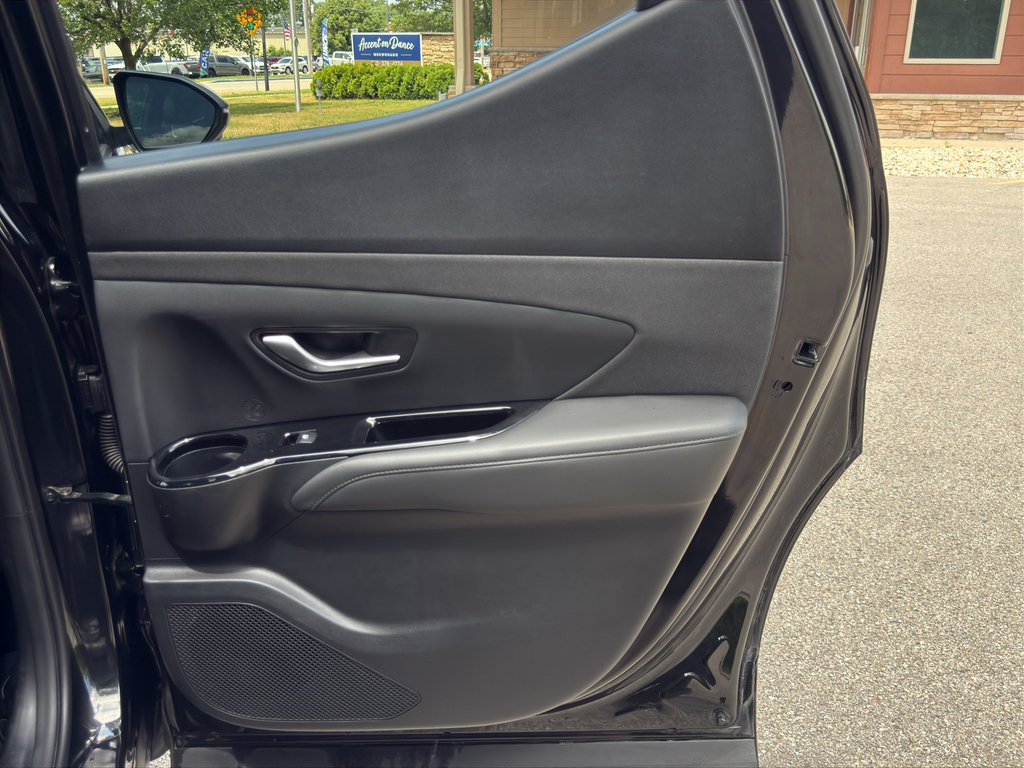 Used 2022 Hyundai Santa Cruz Limited AWD/4WD image 18