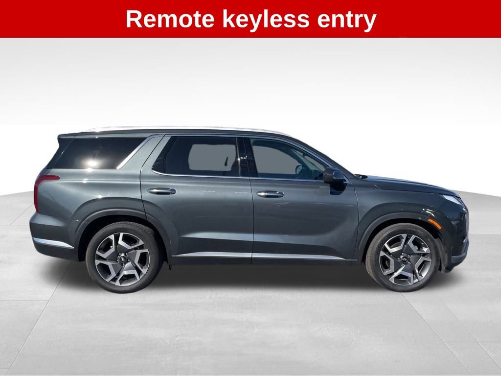 Used 2023 Hyundai Palisade Limited image 7