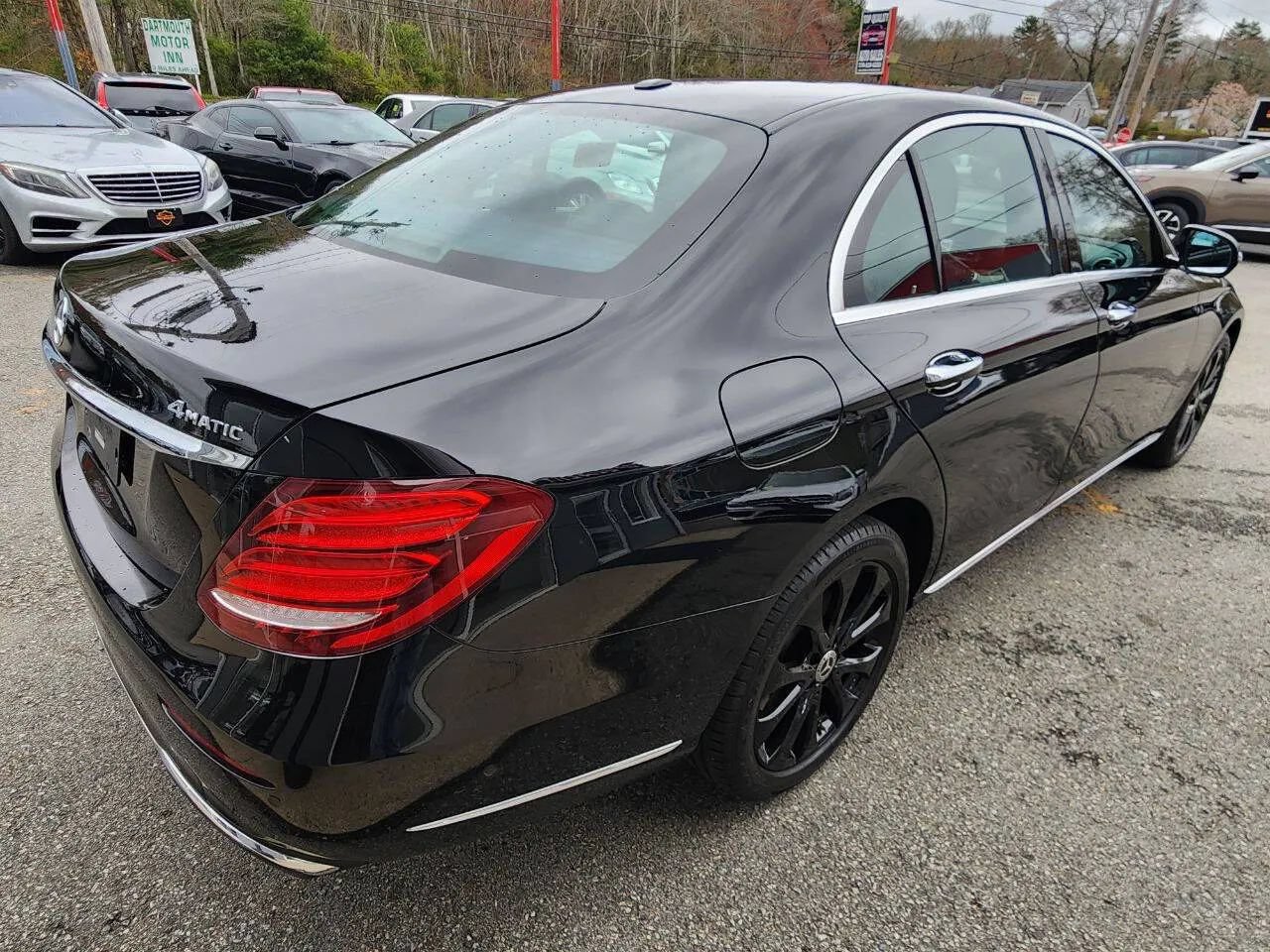Used 2017 Mercedes-Benz E 300 4MATIC image 5