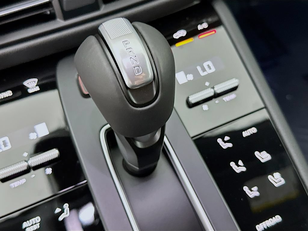 New 2026 Porsche Macan S AWD/4WD image 19