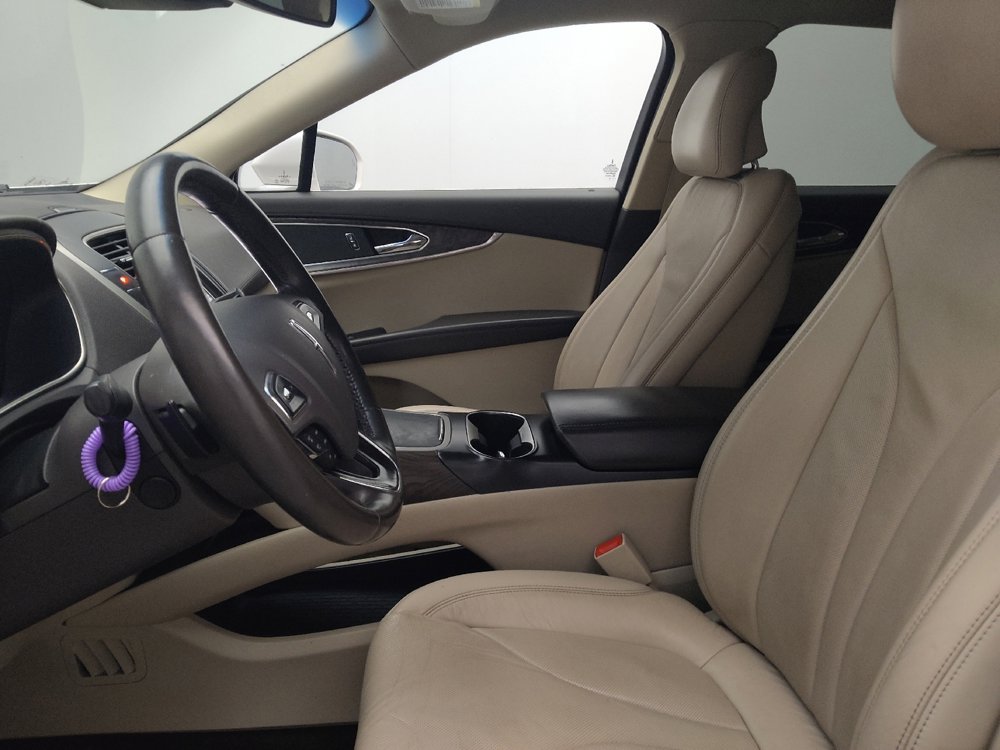 Used 2017 Lincoln MKX Reserve w/ Lincoln MKX Climate Package image 17